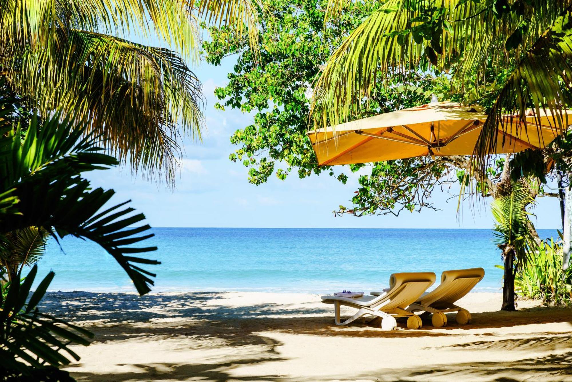 Idle Awhile Beach Hotel Negril Bagian luar foto