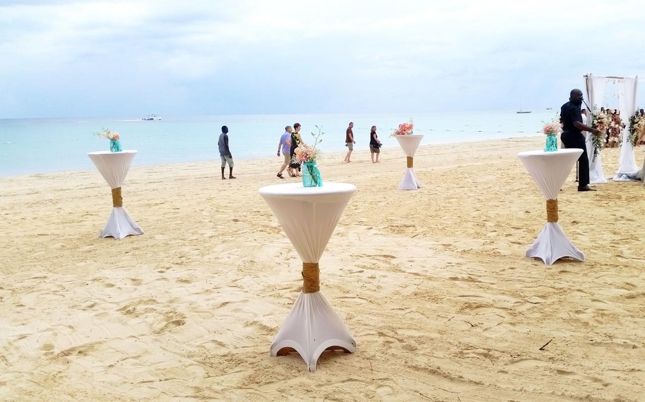Idle Awhile Beach Hotel Negril Bagian luar foto